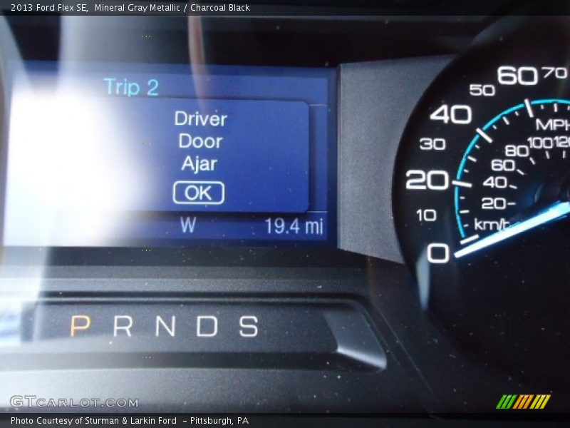 Mineral Gray Metallic / Charcoal Black 2013 Ford Flex SE