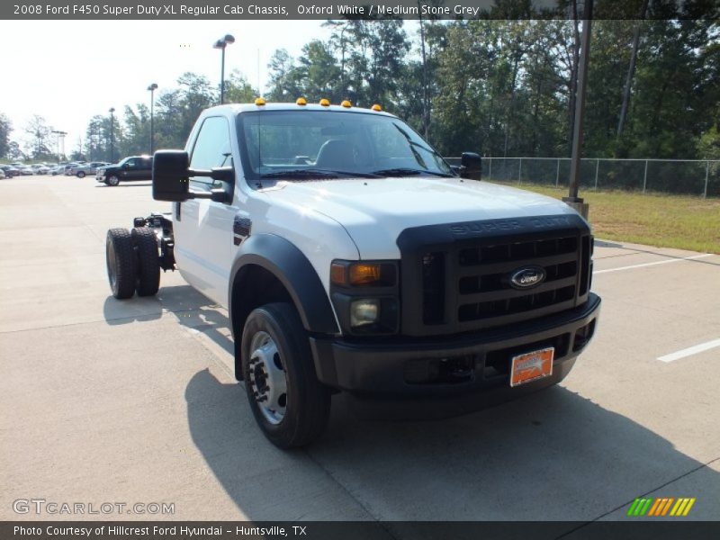 Oxford White / Medium Stone Grey 2008 Ford F450 Super Duty XL Regular Cab Chassis