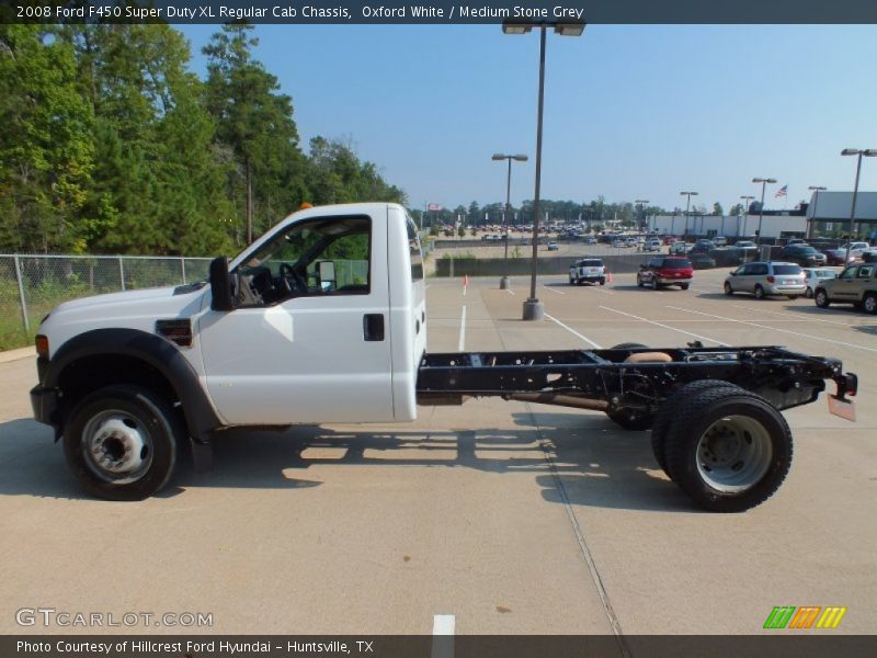 Oxford White / Medium Stone Grey 2008 Ford F450 Super Duty XL Regular Cab Chassis