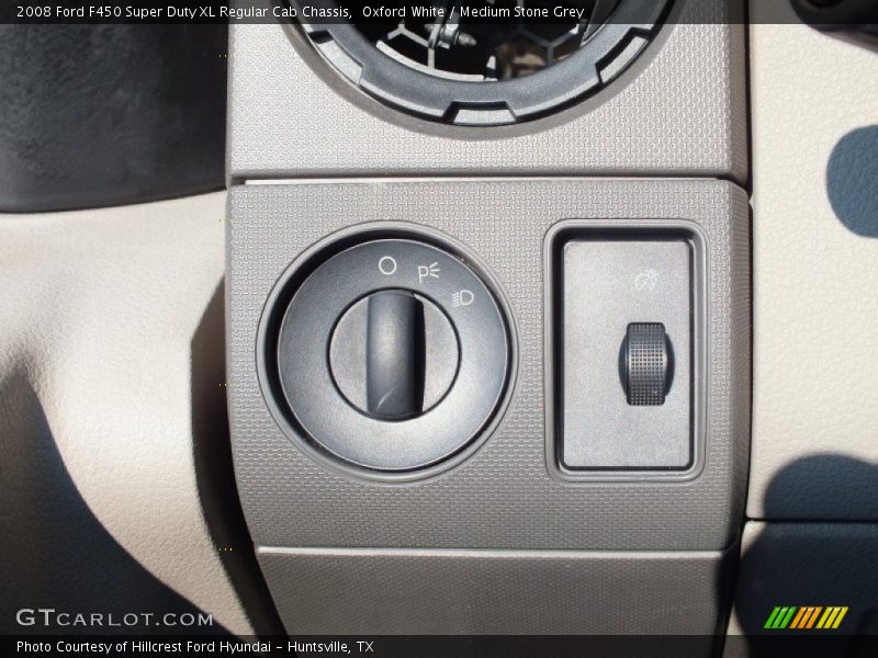 Oxford White / Medium Stone Grey 2008 Ford F450 Super Duty XL Regular Cab Chassis