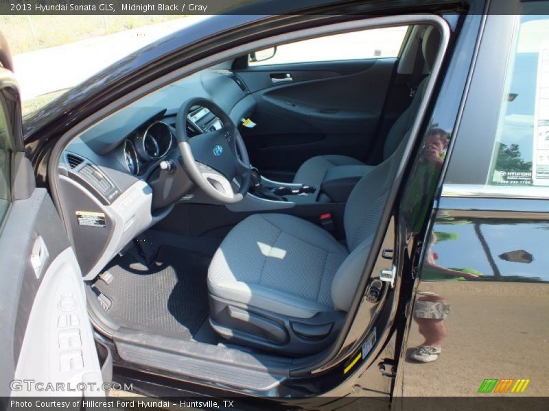Midnight Black / Gray 2013 Hyundai Sonata GLS