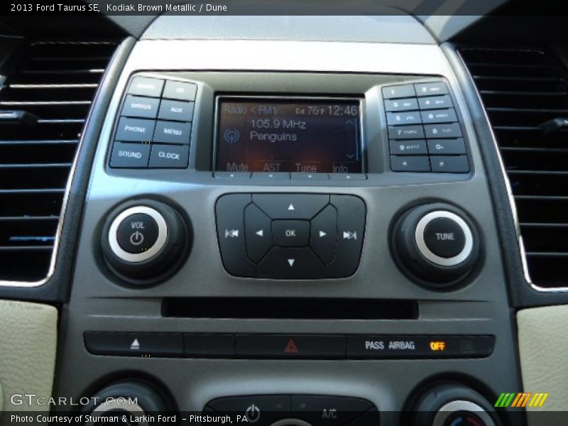 Controls of 2013 Taurus SE
