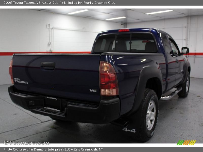 Indigo Ink Pearl / Graphite Gray 2006 Toyota Tacoma V6 Access Cab 4x4