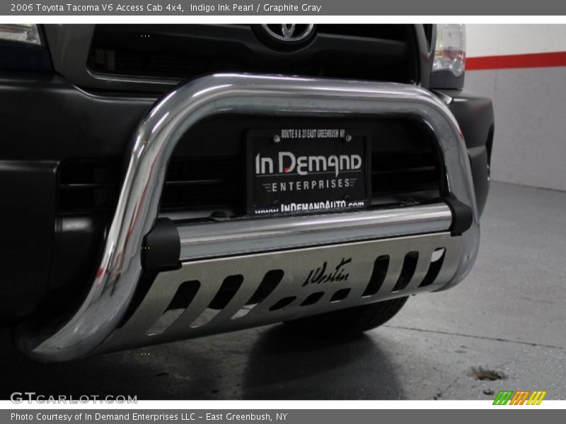Indigo Ink Pearl / Graphite Gray 2006 Toyota Tacoma V6 Access Cab 4x4