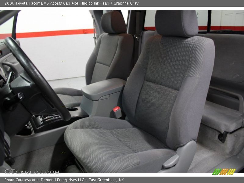 Indigo Ink Pearl / Graphite Gray 2006 Toyota Tacoma V6 Access Cab 4x4