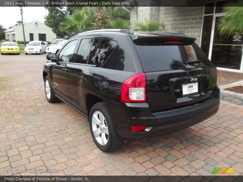 Brilliant Black Crystal Pearl / Dark Slate Gray 2011 Jeep Compass 2.4