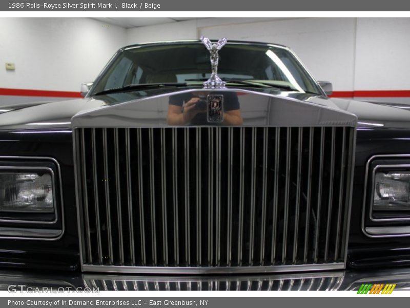 Black / Beige 1986 Rolls-Royce Silver Spirit Mark I