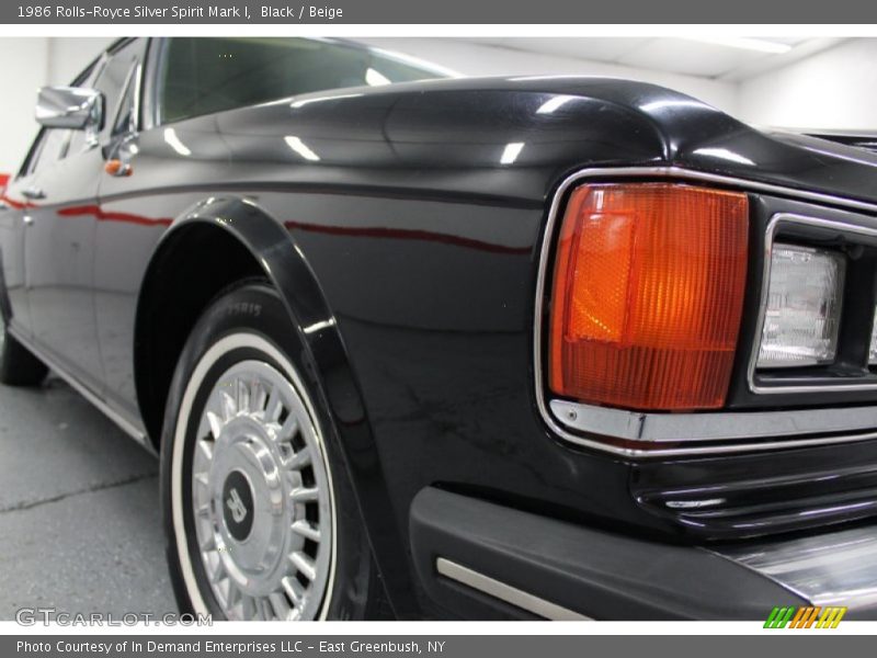 Black / Beige 1986 Rolls-Royce Silver Spirit Mark I