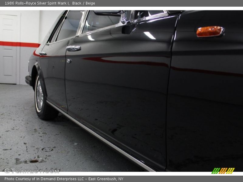 Black / Beige 1986 Rolls-Royce Silver Spirit Mark I