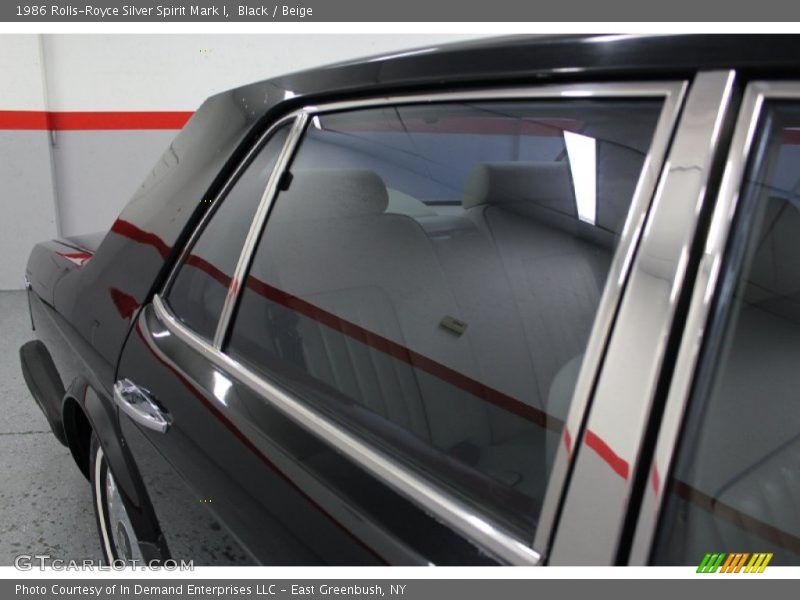 Black / Beige 1986 Rolls-Royce Silver Spirit Mark I