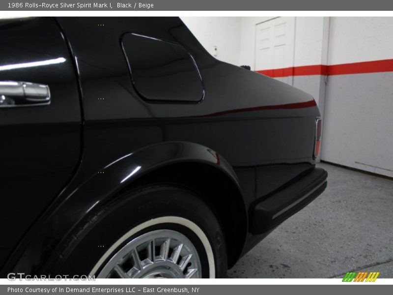 Black / Beige 1986 Rolls-Royce Silver Spirit Mark I