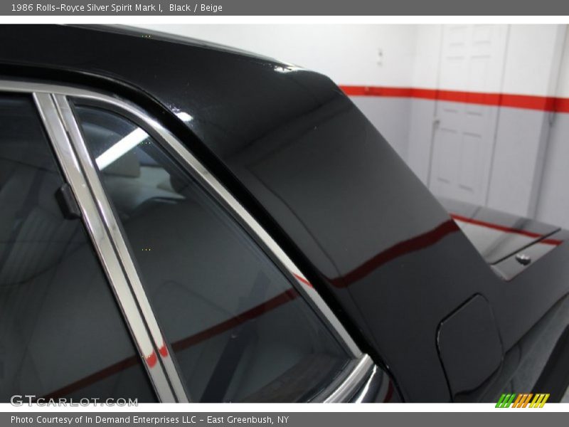 Black / Beige 1986 Rolls-Royce Silver Spirit Mark I