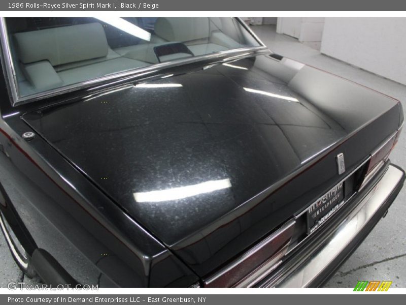 Black / Beige 1986 Rolls-Royce Silver Spirit Mark I