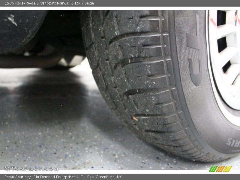 Black / Beige 1986 Rolls-Royce Silver Spirit Mark I