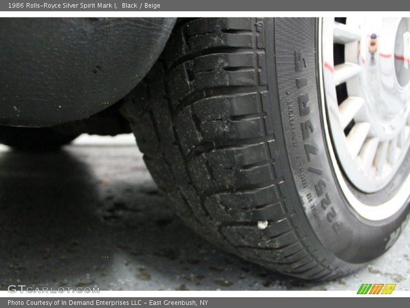 Black / Beige 1986 Rolls-Royce Silver Spirit Mark I