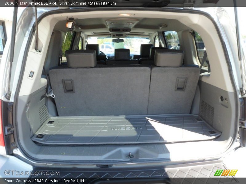 Silver Lightning / Steel/Titanium 2006 Nissan Armada SE 4x4