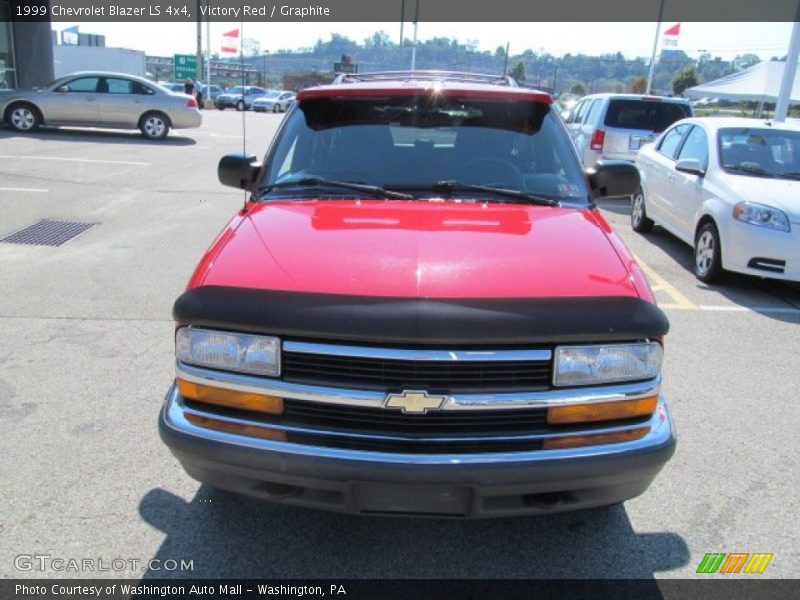 Victory Red / Graphite 1999 Chevrolet Blazer LS 4x4