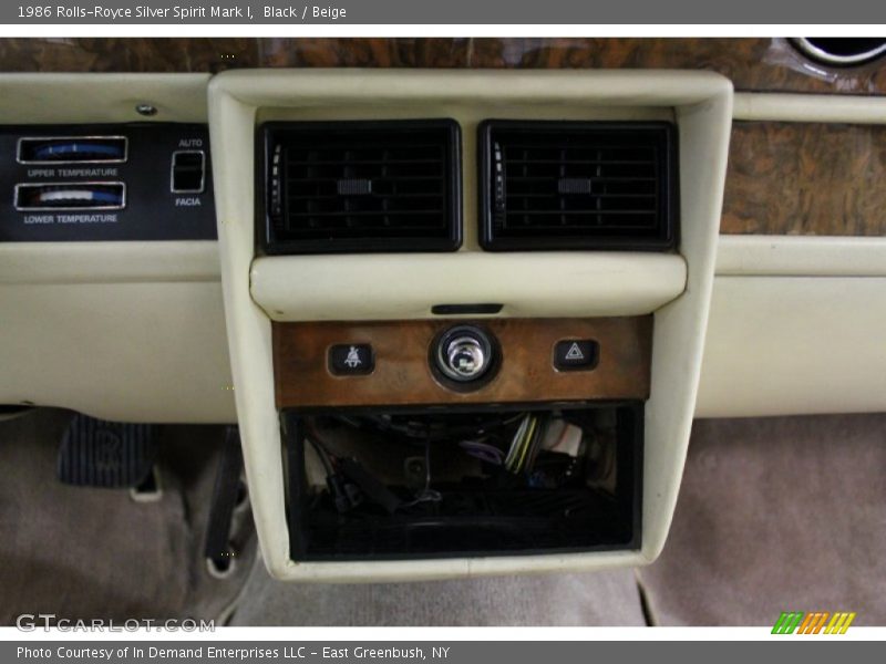 Controls of 1986 Silver Spirit Mark I