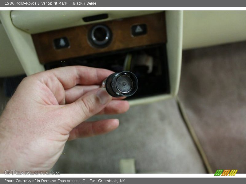 Black / Beige 1986 Rolls-Royce Silver Spirit Mark I