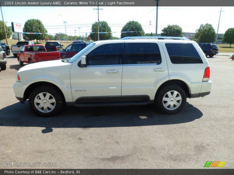 Ceramic White Tri-Coat / Light Parchment 2003 Lincoln Aviator Luxury AWD