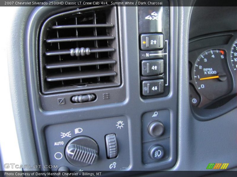 Summit White / Dark Charcoal 2007 Chevrolet Silverado 2500HD Classic LT Crew Cab 4x4