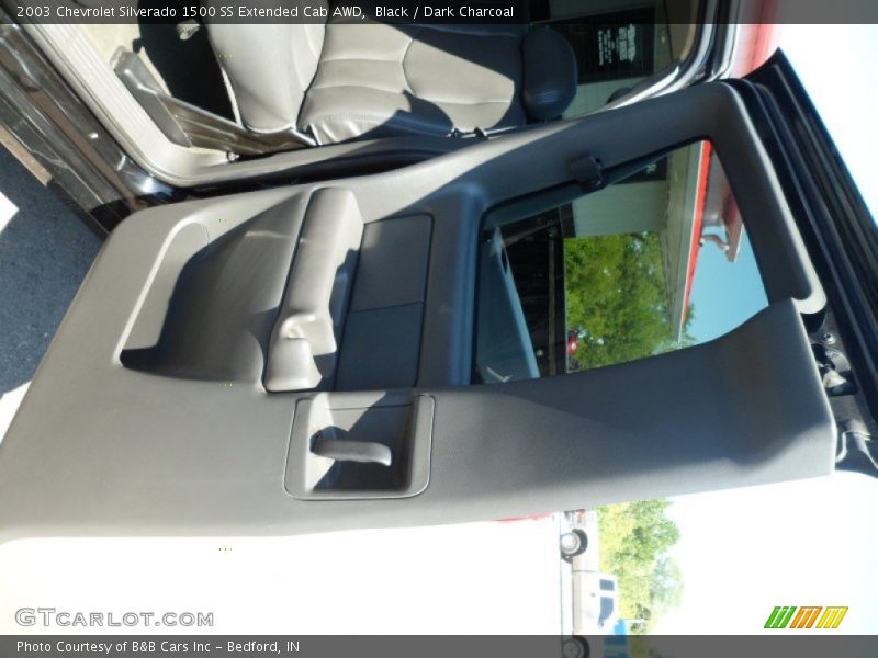 Black / Dark Charcoal 2003 Chevrolet Silverado 1500 SS Extended Cab AWD