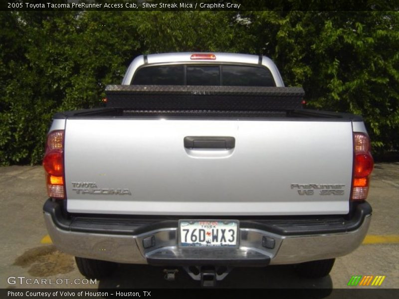 Silver Streak Mica / Graphite Gray 2005 Toyota Tacoma PreRunner Access Cab