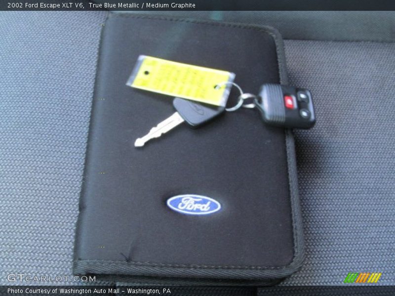 True Blue Metallic / Medium Graphite 2002 Ford Escape XLT V6