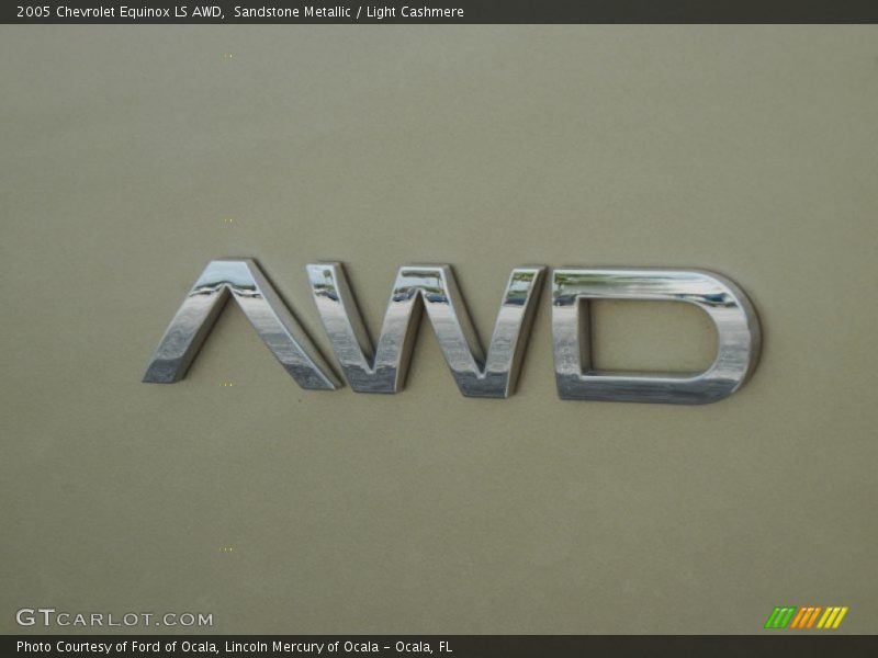 Sandstone Metallic / Light Cashmere 2005 Chevrolet Equinox LS AWD