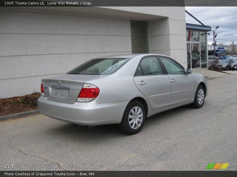 Lunar Mist Metallic / Gray 2005 Toyota Camry LE