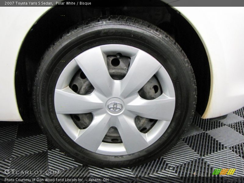 Polar White / Bisque 2007 Toyota Yaris S Sedan