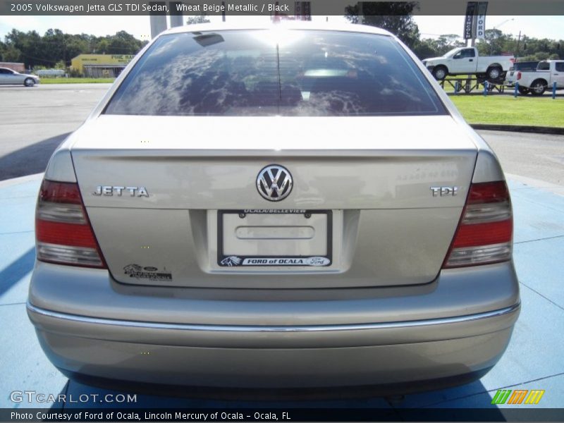 Wheat Beige Metallic / Black 2005 Volkswagen Jetta GLS TDI Sedan