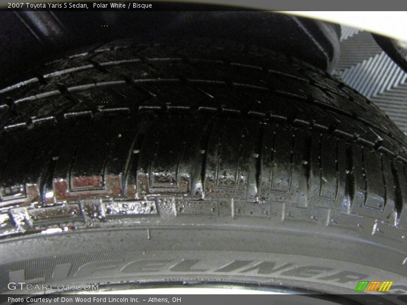Polar White / Bisque 2007 Toyota Yaris S Sedan