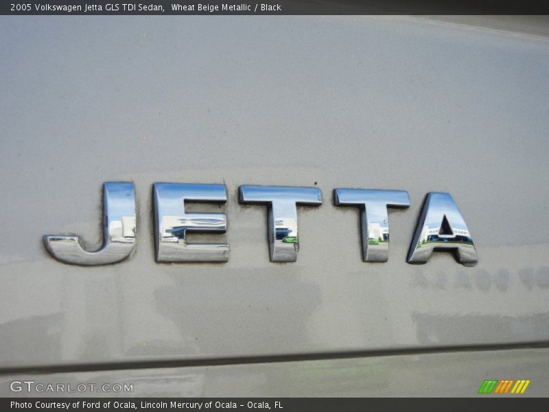 Wheat Beige Metallic / Black 2005 Volkswagen Jetta GLS TDI Sedan