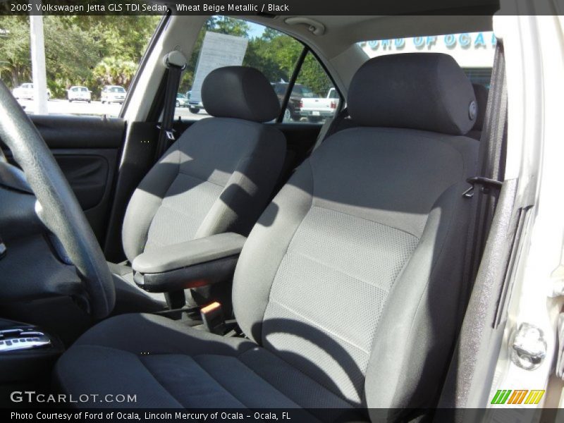 Wheat Beige Metallic / Black 2005 Volkswagen Jetta GLS TDI Sedan