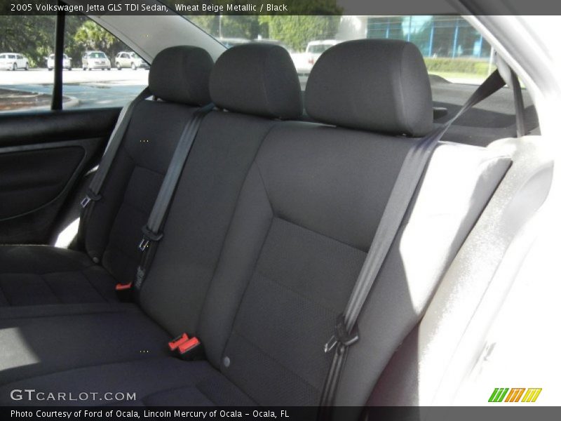 Wheat Beige Metallic / Black 2005 Volkswagen Jetta GLS TDI Sedan
