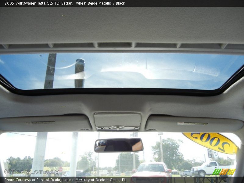 Wheat Beige Metallic / Black 2005 Volkswagen Jetta GLS TDI Sedan