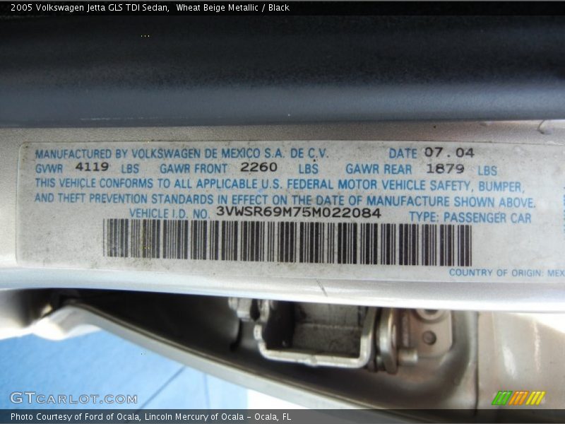 Wheat Beige Metallic / Black 2005 Volkswagen Jetta GLS TDI Sedan