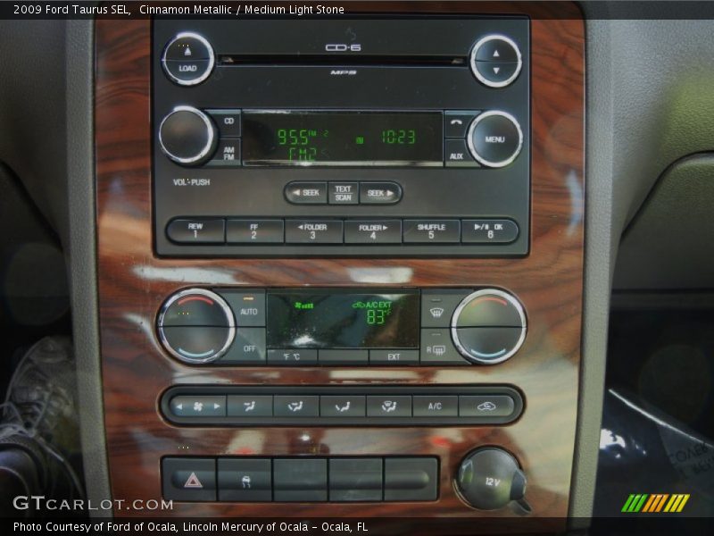 Controls of 2009 Taurus SEL