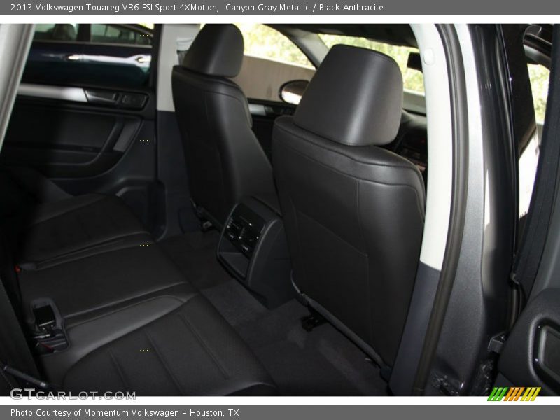Canyon Gray Metallic / Black Anthracite 2013 Volkswagen Touareg VR6 FSI Sport 4XMotion