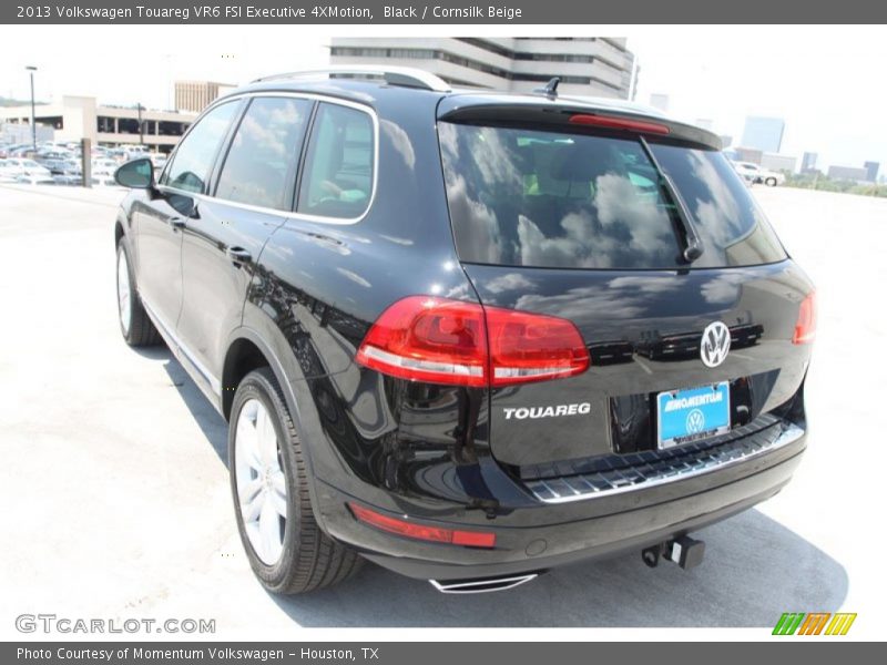 Black / Cornsilk Beige 2013 Volkswagen Touareg VR6 FSI Executive 4XMotion