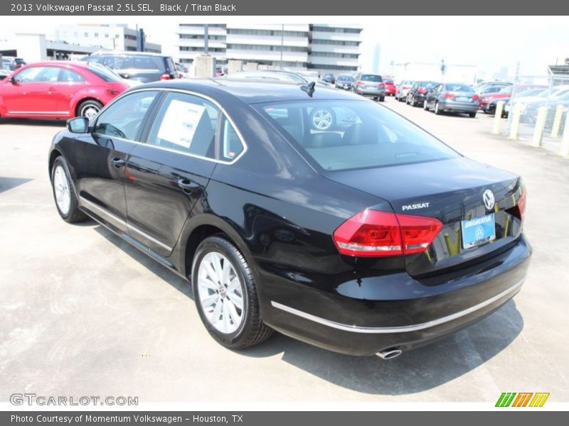 Black / Titan Black 2013 Volkswagen Passat 2.5L SEL