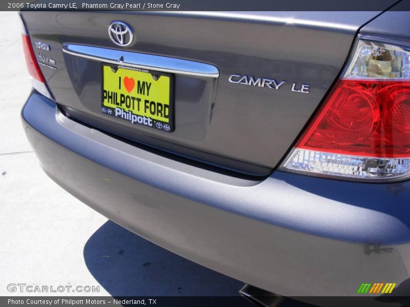 Phantom Gray Pearl / Stone Gray 2006 Toyota Camry LE