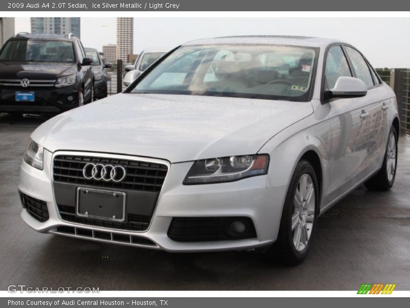 Ice Silver Metallic / Light Grey 2009 Audi A4 2.0T Sedan