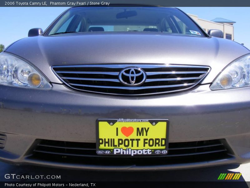 Phantom Gray Pearl / Stone Gray 2006 Toyota Camry LE