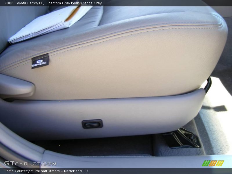 Phantom Gray Pearl / Stone Gray 2006 Toyota Camry LE