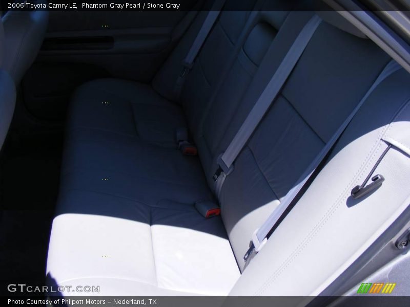 Phantom Gray Pearl / Stone Gray 2006 Toyota Camry LE