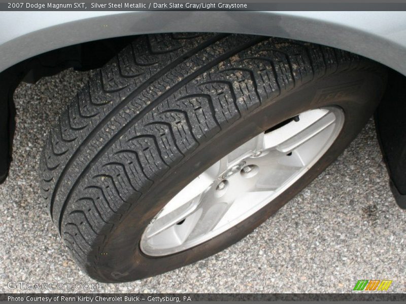 Silver Steel Metallic / Dark Slate Gray/Light Graystone 2007 Dodge Magnum SXT