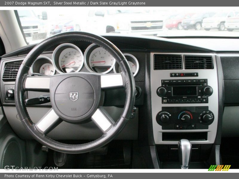 Dashboard of 2007 Magnum SXT