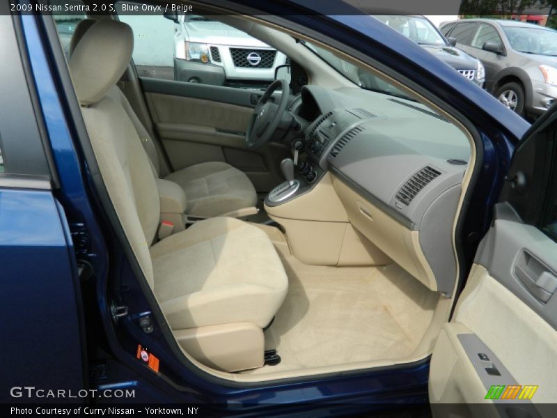  2009 Sentra 2.0 S Beige Interior